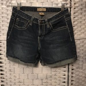 Women’s jean shorts